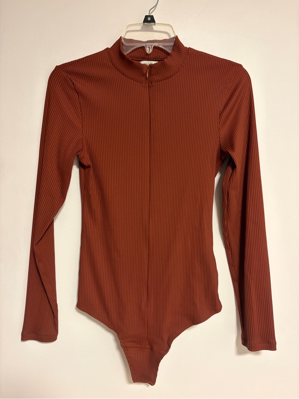 Abercrombie & Fitch Ribbed Zip Mock Neck Long Sleeve Bodysuit Brown M - Picture 2 of 11